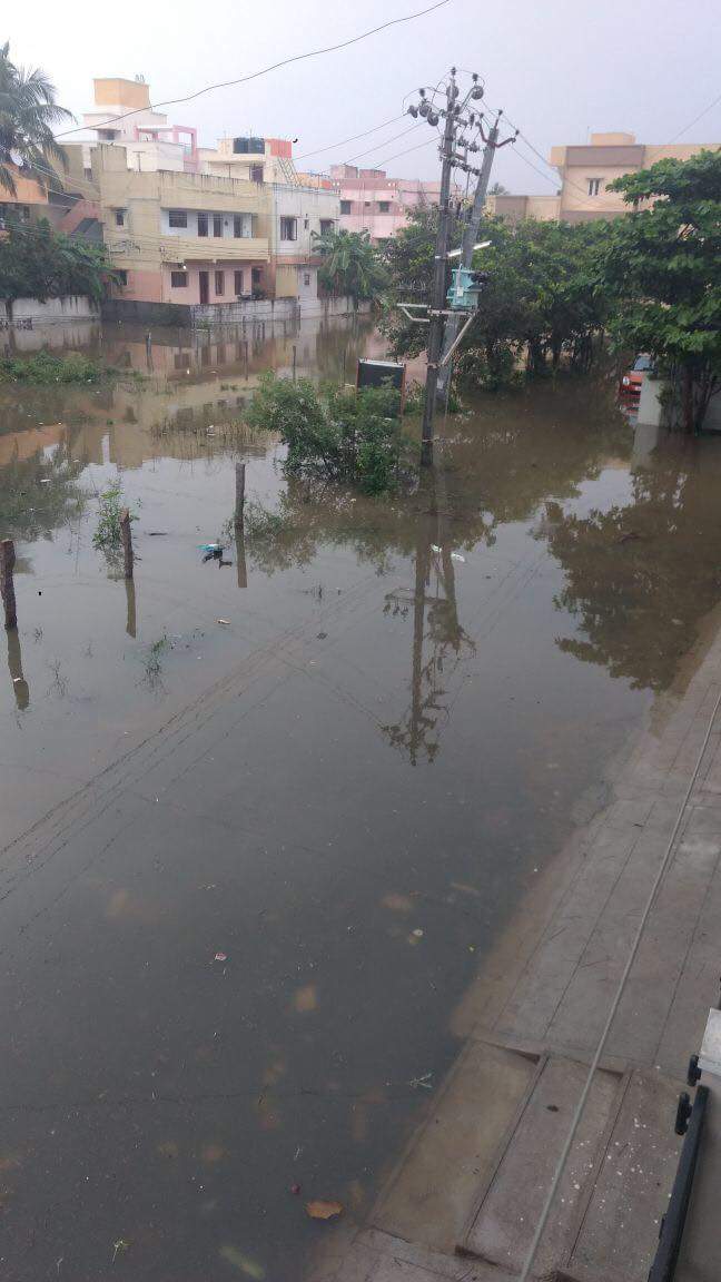Heavy rains lash Chennai, showers to continue for 4-5 days. Chennai rains,northeast monsoon,northeast monsoon rain,Chennai heavy rain,heavy rain in Chennai