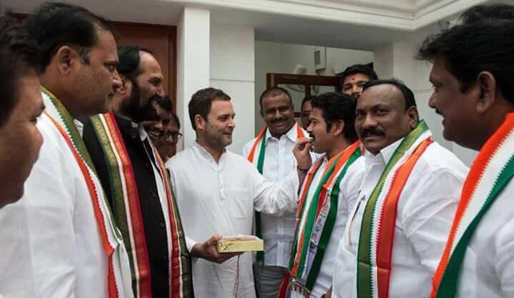 Former TDP legislator Revanth Reddy joins Congress. Revanth Reddy,Revanth Reddy joins Congress,Rahul Gandhi,Revanth Reddy in Congress