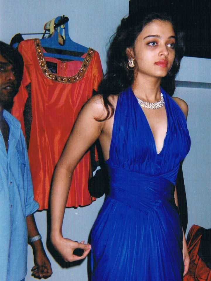 Happy Birthday Aishwarya Rai Bachchan: Rare and Unseen stills of Former Miss World. Aishwarya Rai Bachchan,Happy Birthday Aishwarya Rai Bachchan,Aishwarya Rai Bachchan birthday,Aishwarya Rai birthday,Aishwarya Rai rare pics,Aishwarya Rai rare images,Aishwarya Rai rare stills,Aishwarya Rai rare pictures,Aishwarya Rai rare photos