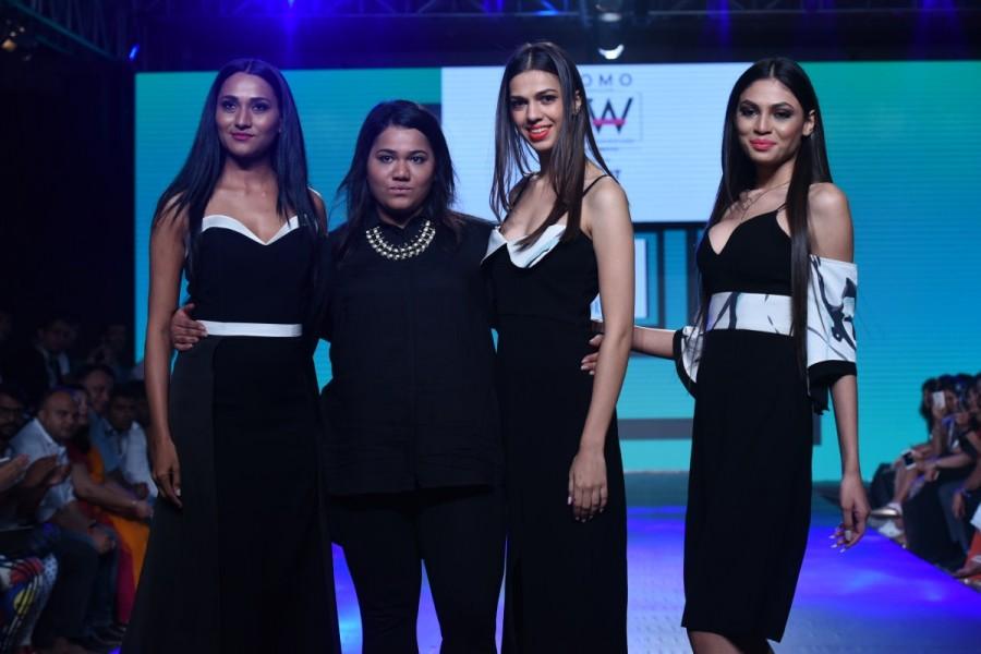 Models ruled the ramp at India Beach Fashion Week. India Beach Fashion Week,India Beach Fashion Week day 3,IBFW,IBFW 2017,IBFW 2017 day 3,Ken Ferns,Manara Chopra,Vikram Phadnis,Kiara Advani
