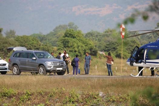 Actor Shah Rukh Khan leaves for Mumbai from Alibagh with his son AbRam.