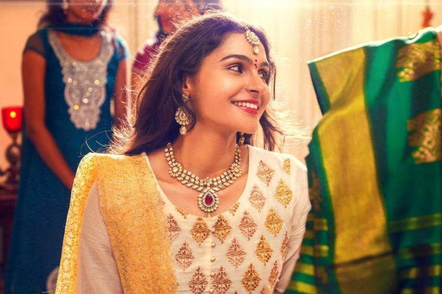 Cinematography handled by Shreyaas Krishna. Siddharth and Andrea Jeremiah,Siddharth,Andrea Jeremiah,Aval movie stills,Aval movie pics,Aval movie images,Aval movie pictures,Aval movie photos,Aval stills,Aval pics,Aval images,Aval pictures