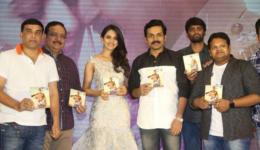 Telugu movie Khakee audio launch event held at Hyderabad. Celebs like Karthi, Rakul Preet Singh, Dil Raju, Shashank Vennelakanti, Sridhar Lagadapati, Sathyan Sooryan, KS Rama Rao and others graced the event. Karthi,Rakul Preet Singh,Dil Raju,Khakee,Khakee audio launch,Khakee audio launch pics,Khakee audio launch images,Khakee audio launch stills,Khakee audio launch pictures,Khakee audio launch photos
