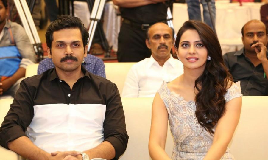 Karthi, Rakul Preet Singh spotted at Khakee audio launch. Karthi,Rakul Preet Singh,Dil Raju,Khakee,Khakee audio launch,Khakee audio launch pics,Khakee audio launch images,Khakee audio launch stills,Khakee audio launch pictures,Khakee audio launch photos