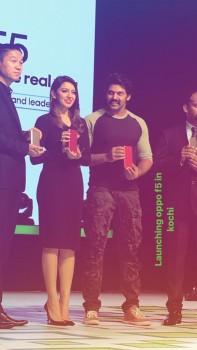 Actor Arya and Hansika Motwani launches Oppo F5 in Kochi.