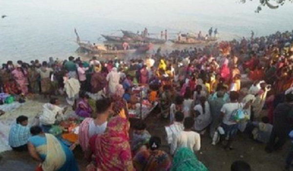 Senior Superintendent of Police (SSP) Krishna Kumar V.K. informed that adequate security deployment has been done keeping in view the large turnout in the city. Kartik Purnima,holy dip in Ganga,holy dip,Hindu devotees,Ganga,Kartik Purnima celebration,Kartik Purnima celebration pics,Kartik Purnima celebration images,Kartik Purnima celebration stills,Kartik Purnima celebration pictures,Kartik Purnima celebration ph