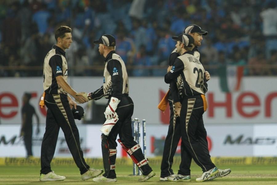 Chahal also had a poor start to his spell, giving away 17 runs in his first over. He continued to leak runs but finally had his revenge when Guptill was outfoxed by some extra bit of spin and was caught by Pandya at long off just five runs short of his half-century. New Zealand captain Kane Willamson was dismissed a short while later when a mistimed shot off a half-volley by Siraj found its way to Rohit Sharma at deep mid wicket. Munro was handed a let-off while on 79 when he was dropped by Chahal off Bhuvneshwar's bowling at deep cover. The Kiwi left-hander promptly punished the hosts for that folly, going on to hit a couple of boundaries later in the over. New Zealand beat India,New Zealand,New Zealand vs India,New Zealand beat India by 40 runs,Hardik Pandya,Virat Kohli,Martin Guptill,Axar Patel