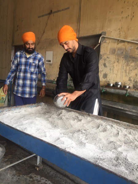 He requested the director Shaad Ali for a day off to celebrate Guru Nanak Jayanti with a special cause in his mind. He himself cooking and have found fans of his skills in his friends and family. This time during the auspicious occasion he went forward help at the Gurudwara in cooking for the Langar Seva. Tiger Zinda Hai,Angad Bedi,Angad Bedi Punjabi celebration,Sandeep Singh
