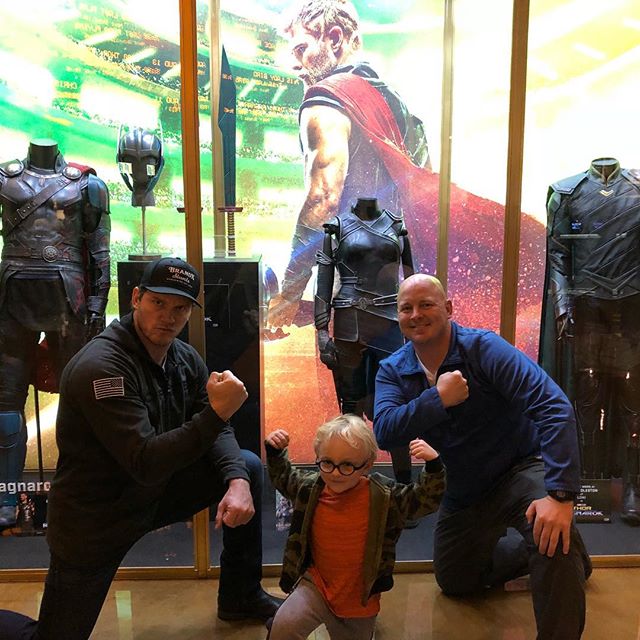 Actor Chris Pratt has shared first photo of his son Jack since publicly revealing the news of his split from his wife of eight years, Anna Faris, on August 6. He has been spending almost all of his time with Jack after announcing his separation from Faris. And on Friday evening, Pratt, shared a photo on Instagram, reports people.com. In a picture featuring the five-year-old and his brother Cully, the actor gave a bicep pose to the camera following a viewing of the movie "Thor: Ragnarok", starring fellow Marvel member Chris Hemsworth. Jack can be seen flexing his muscles in the middle wearing an orange shirt and his dark-rimmed circular glasses. Chris Pratt,actor Chris Pratt,chris pratt anna faris,Chris Pratt son,Chris Pratt son jack,Anna Faris,Chris Pratt and Anna Faris,Chris Pratt and Anna Faris split,chris pratt and anna faris baby
