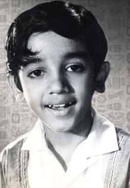 Happy Birthday Kamal Haasan: Check out Ulaganayagan's Rare and unseen iamges. Happy Birthday Kamal Haasan,Kamal Haasan Birthday,Kamal Haasan rare pics,Kamal Haasan rare images,Kamal Haasan rare stills,Kamal Haasan rare pictures,Kamal Haasan rare photos,Kamal Haasan unseen pics,Kamal Haasan unseen images,Kamal Haasan unseen stills,K