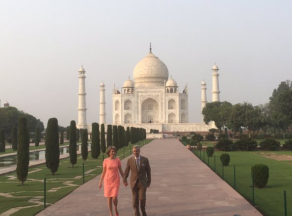 The Belgian monarch, accompanied by a large business and academic delegation, arrived in New Delhi on Sunday evening on a week-long state visit to India. King Philippe and Queen Mathilde,King Philippe,Queen Mathilde,King Philippe,Queen Mathlide visit Taj Mahal,King Philippe visits Taj Mahal,Queen Mathlide visits Taj Mahal,Taj Mahal