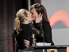 Kate Winslet and Allison Janney kiss,Kate Winslet,Allison Janney,Kate Winslet Allison Janney kiss,Kate Winslet Allison Janney lock lips,Hollywood Film Awards