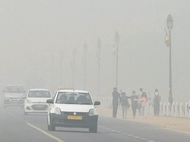 Thick fog covers Delhi,fog covers Delhi,#smogindelhi,smog in Delhi,smog Delhi