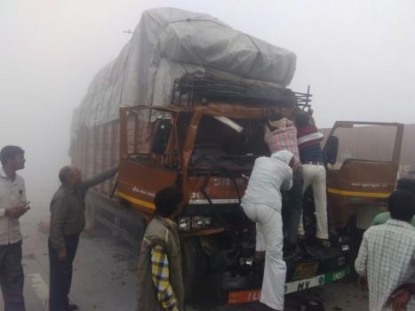 Horrific crash on Yamuna Expressway b/w Agra and Mathura.