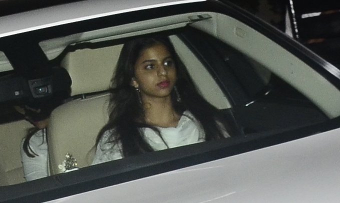 Suhana Khan. Shah Rukh Khan,SRK,AbRam Khan,Gauri Khan,Suhana Khan