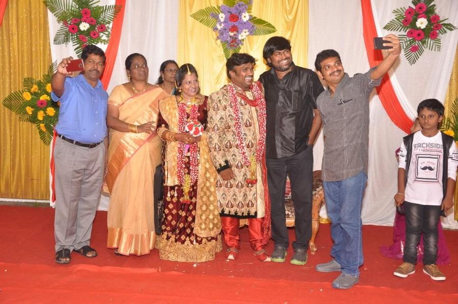 Singapore Deepan wedding stills. Singapore Deepan,Singapore Deepan wedding pics,Singapore Deepan wedding images,Singapore Deepan wedding stills,Singapore Deepan wedding pictures,Singapore Deepan wedding photos,Singapore Deepan marriage pics,Singapore Deepan marriage images,Singapore Deep