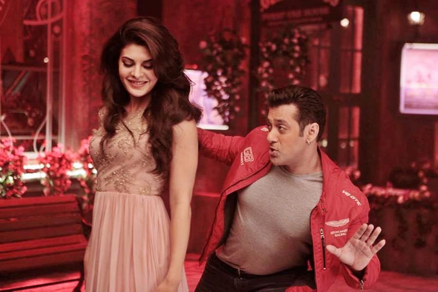 After the humungous success of Sajid Nadiadwala's Kick, Jacqueline Fernandez and Salman Khan are ready to set everyone's heart racing with the third film of the Race franchise. Race as a franchise has been a blockbuster hit amongst the audience. Salman Khan and Jacqueline Fernandez have already intrigued the audience to witness the super hit duo raising the bar higher. Jacqueline Fernandez,Salman Khan,Jacqueline Fernandez reunites with Salman Khan,Jacqueline Fernandez and Salman Khan,Salman Khan and Jacqueline Fernandez,Kick