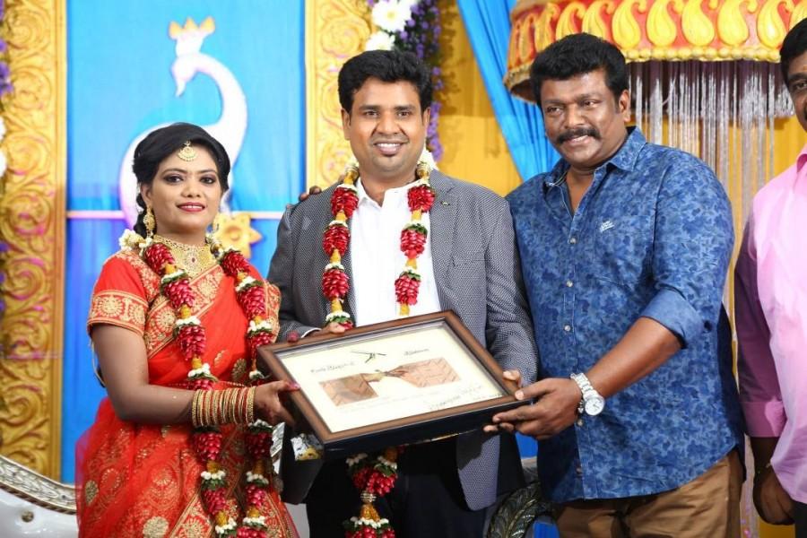 R Parthiban at Nalan Kumarasamy wedding. R Parthiban,Vijay Sethupathi,Samuthirakani,Shanthanu,Nalan Kumarasamy wedding,Nalan Kumarasamy marriage,Nalan Kumarasamy wedding pics,Nalan Kumarasamy wedding images,Nalan Kumarasamy wedding stills,Nalan Kumarasamy wedding pictures,Nalan Kumarasamy weddin