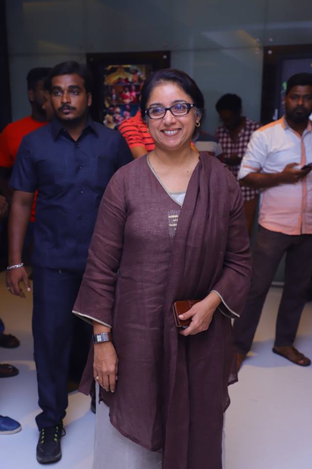 Revathi at Nayanthara's Aramm Premier Show. Sivakarthikeyan,Vignesh Shivan,Nayanthara,Aramm Premier Show,Aramm Premier Show pics,celebs at Aramm Premier Show,Aramm Premier Show images,Aramm Premier Show stills,Aramm Premier Show pictures,RJ Balaji,Revathi