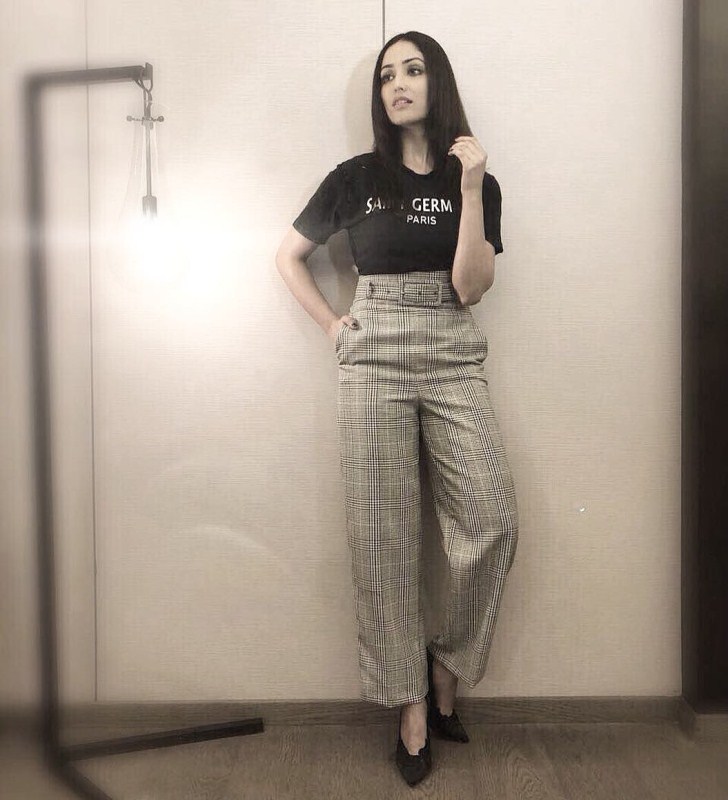The Kaabil actress is known to keep her styling up to the mark yet comfortable. She has an eclectic taste in fashion and always keeps her look classy. Yami Gautam,actress Yami Gautam,Yami Gautam hot pics,Yami Gautam hot images,Yami Gautam hot stills,Yami Gautam hot pictures,Yami Gautam hot photos