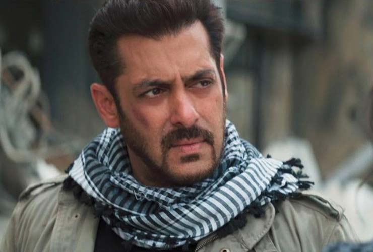 For Tiger Zinda Hai, Angad was put on a strict diet for the film and was asked to maintain it throughout the film as he was needed to be fit in a certain way to perform extensive action scenes in the film. Angad Bedi,Salman Khan,Tiger Zinda Hai,Race 3,Salman Khan and Angad bond