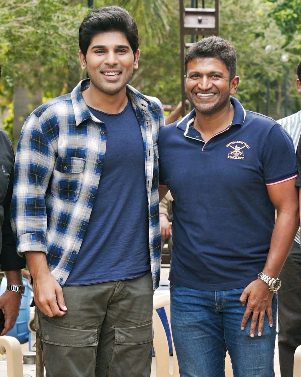 Puneeth Rajkumar and Allu Sirish at Okka Kshanam film sets. Puneeth Raj Kumar,Puneeth Rajkumar,Allu Sirish,Okka Kshanam,Okka Kshanam on the sets,superstar Puneeth Rajkumar