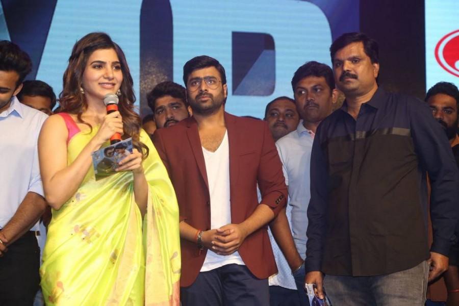 Telugu movie Balakrishnudu Audio Launch event held at Hyderabad. Celebs like Nara Rohit, Raashi Khanna, Samantha, Sai Dharam Tej, Bellamkonda Suresh and others graced the event. Nara Rohit,Raashi Khanna,Samantha,Sai Dharam Tej,Balakrishnudu,Balakrishnudu Audio Launch,Balakrishnudu music,Balakrishnudu Audio Launch pics,Balakrishnudu Audio Launch images,Balakrishnudu Audio Launch stills,Balakrishnudu Audio Launch pictures,Balakrish