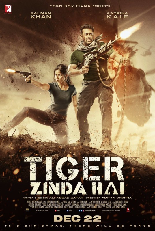 Salman Khan has always proved that he is a superstar and nothing can beat his fan following. Since last week, he is been trending on all social networks as he is continuously giving all his fan and audience small treats by releasing either the first look of his next or releasing the trailer. Last week was an example of this, as he was trending all over the social media. Salman Khan,actor Salman Khan,Salman Khan breaks the internet,tiger zinda hai,Race 3,salman khan tiger zinda hai,Salman Khan race 3