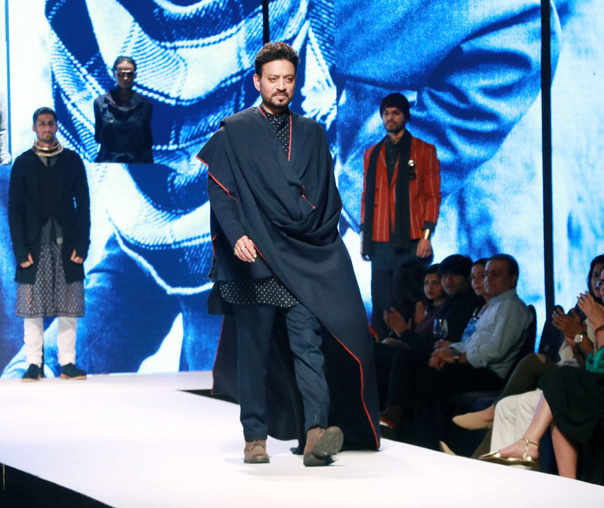 Much like his characters on screen, his off-screen persona, especially his style factor has always made everyone pretty curious for good. The actor with his sense of quirky styling yet again steals the show at the GQ Fashion Nights 2017. Qarib Qarib Singlle,Irrfan Khan,Irrfan Khan at GQ Fashion Night 2017,GQ Fashion Night 2017,Irrfan Khan walks the ramp,Irrfan Khan ramp walk
