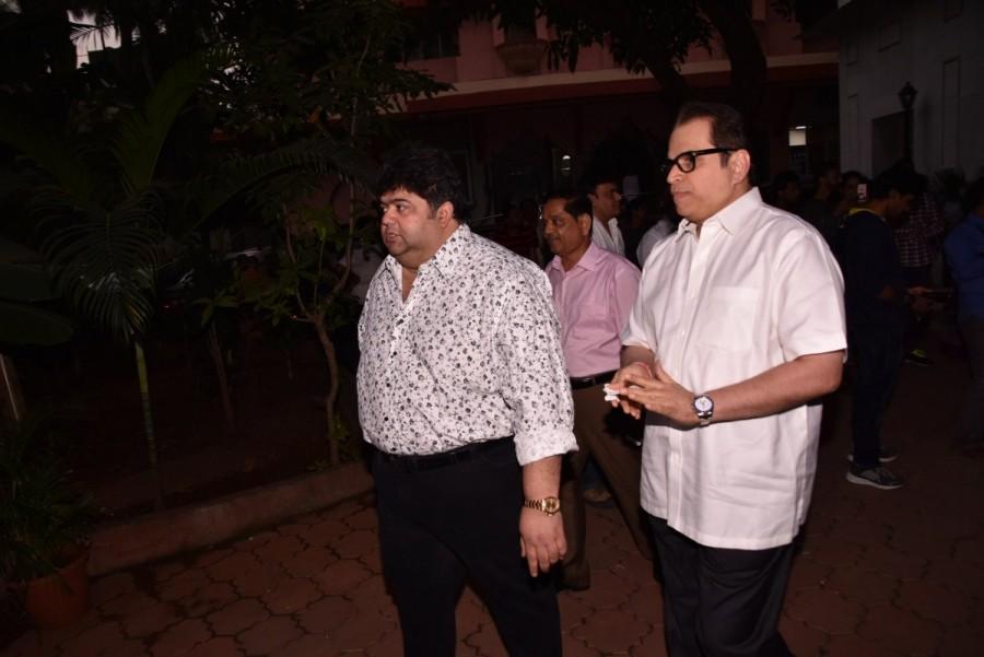 Ramesh Taurani at Mohan Kumar's Prayer Meet. Rakesh Roshan,Dharmendra,Sonu Nigam,Jeetendra,Abhishek Kapoor,Mohan Kumar Prayer Meet,Celebs at Mohan Kumar Prayer Meet,Mohan Kumar Prayer Meet pics,Mohan Kumar Prayer Meet images,Mohan Kumar Prayer Meet stills,Mohan Kumar Prayer Meet pictures,Mohan Kumar