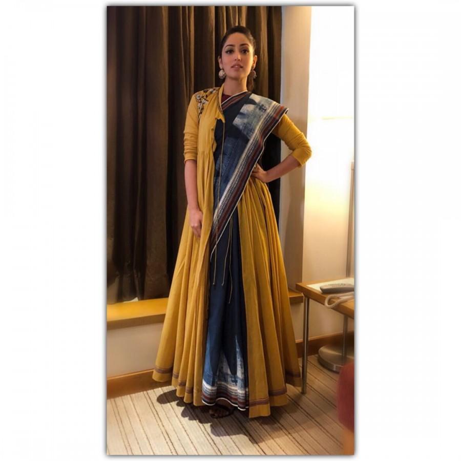 The B-Town actress took this to her social media as she captioned her post 'Cudnt have been a better way to celebrate #Children’ day by felicitating some young but brilliant creative minds who are future of our cinema.. was amazed to see some fantastic short films created at such a tender age at the #InternationalChildrenfilmsociety... inspired !!' Yami Gautam,actress Yami Gautam,Yami Gautam in saree,Yami Gautam Angrakha saree,Angrakha saree,Yami Gautam hot pics,Yami Gautam hot images,Yami Gautam hot stills,Yami Gautam hot pictures,Yami Gautam hot photos