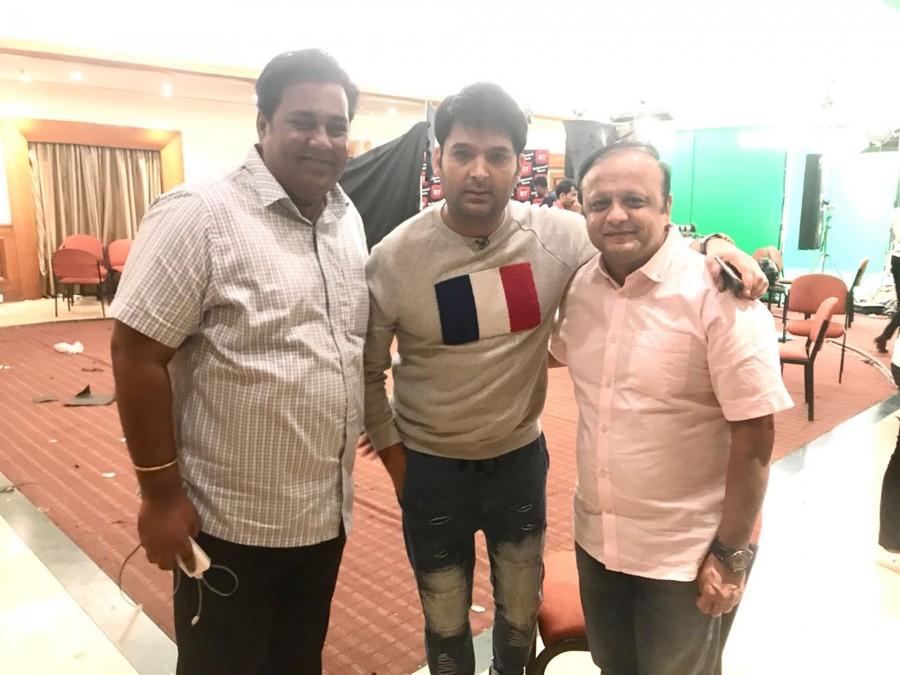 Meraj Husain, Kapil Sharma and Asif Bhamla. Raveena Tandon,Kanika Kapoor,Asif Bhamla,Bhamla Foundation's Children's Day