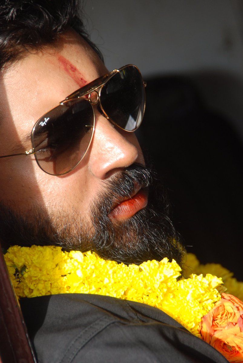 Richie is an official remake of Kannada movie Ulidavaru Kandanthe. Nivin Pauly,Shraddha Srinath,Natarajan Subramaniam,Richie,Richie movie stills,Richie movie pics,Richie movie images,Richie movie pictures,Richie movie photos