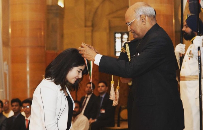 On the account of Children's day, Zaira Wasim was presented The National Film Award for Secret Superstar as 'Best Child Artist'. The President of India, Shri Ram Nath Kovind presented the award to Zaira last evening in New Delhi. The film that has minted 62 Cr in India and 6.5mn USD overseas. Not only commercial success but also Secret Superstar garnering performance appraisal from across quarters. Zaira wasim,Dangal actor Zaira Wasim,Secret superstar Zaira Wasim,president of india,Ramnath Kovind,President Ramnath Kovind,Zaira Wasim kovind,Zaira Wasim national award,Zaira Wasim child actor,Zaira Wasim national child award,Zaira Wasim awards,Zaira Wa