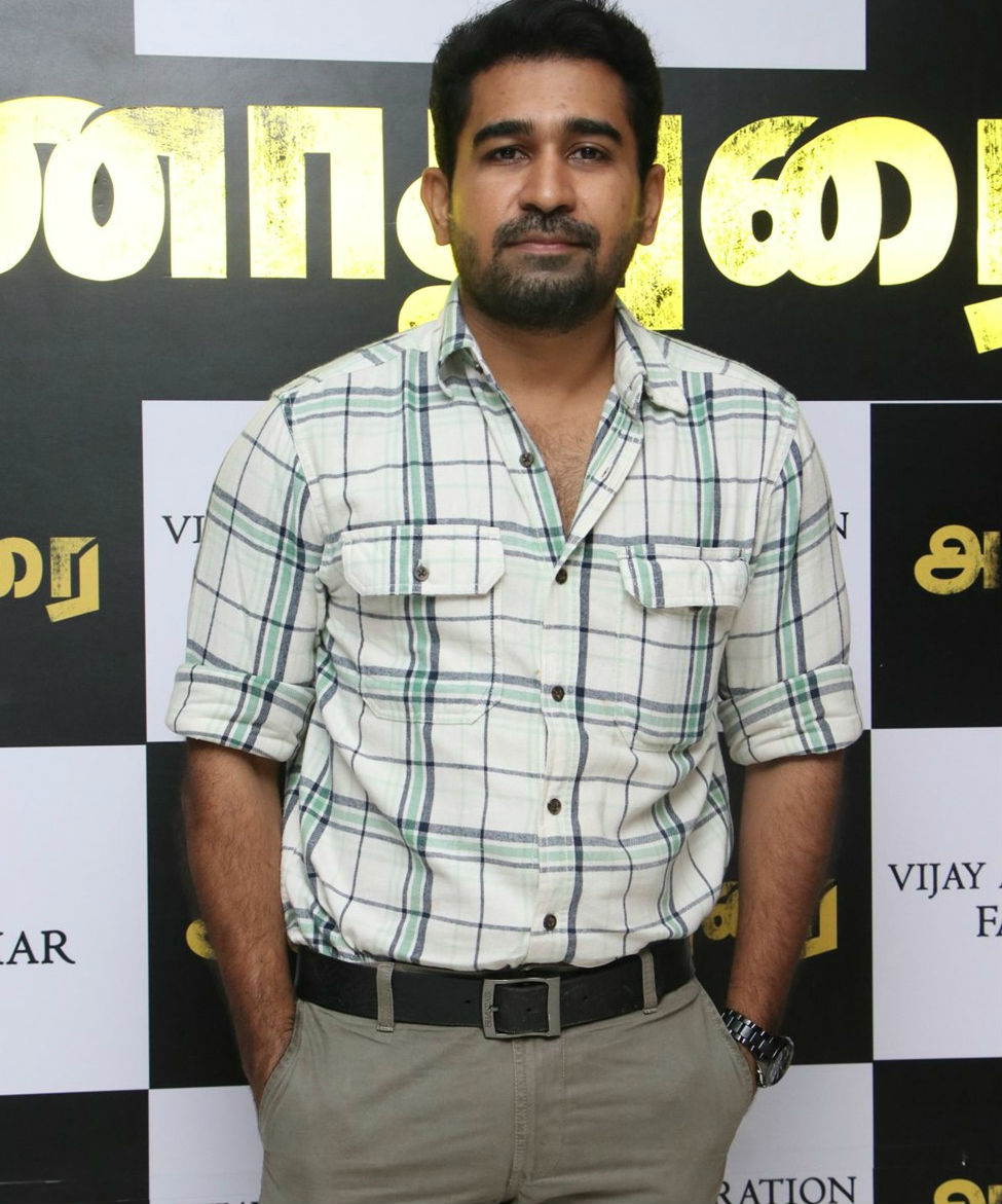 Vijay Antony at Annadurai Audio Launch. Vijay Antony,Diana Champika,Radhika,Sarathkumar,Annadurai Audio Launch,Annadurai Audio,Annadurai Audio Launch pics,Annadurai Audio Launch images,Annadurai Audio Launch stills,Annadurai Audio Launch pictures,Annadurai Audio Launch photos
