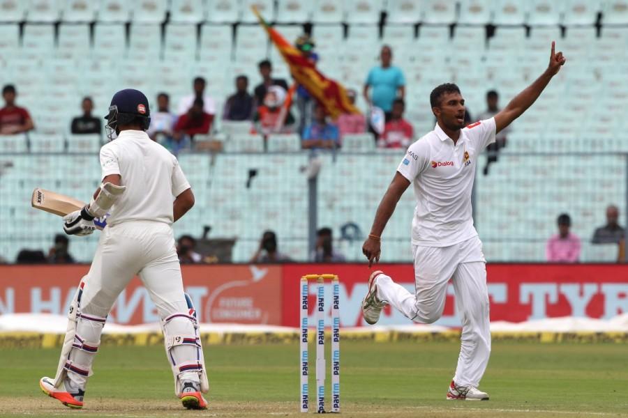 In the very same over, Saha gave an easy catch to Angelo Mathews trying to paddle sweep Perera. The local boy asked for the review after consulting with Bhuvneshwar Kumar at the other end but to no avail. Bhuvneshwar scored 13 before got out off Lakmal's bowling while Mohammed Shami's quickfire 22-ball 24 helped India get past 150-run mark wih Umesh Yadav (6 not out) at the non striker's end. India vs Sri Lanka 2017,India vs Sri Lanka,India vs Sri Lanka first test,India vs Sri Lanka, 1st Test,Dilruwan Perera,Lahiru Gamage
