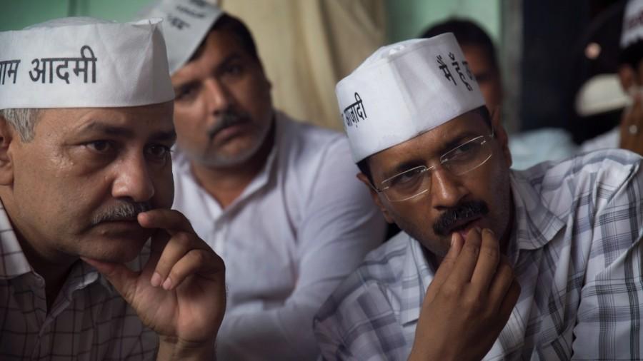 An Insignificant Man is an upcoming Indian political thriller directed by Khushboo Ranka and Vinay Shukla. Arvind Kejriwal,Manish Sisodia,Yogendra Yadav,Santosh Koli,An Insignificant Man movie stills,An Insignificant Man movie pics,An Insignificant Man movie images,An Insignificant Man movie photos