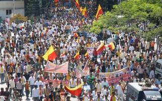 Karnataka Bandh Disrupts Normal Life In Bangalore,Karnataka Bandh,Mekedatu dam,Cauvery River,Karnataka Bandh against Tamil Nadu government,Vatal Nagaraj,Karnataka bandh 18 April,Autos strike,bangalore bandh,shutdown karnataka