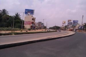 Karnataka Bandh Disrupts Normal Life In Bangalore,Karnataka Bandh,Mekedatu dam,Cauvery River,Karnataka Bandh against Tamil Nadu government,Vatal Nagaraj,Karnataka bandh 18 April,Autos strike,bangalore bandh,shutdown karnataka