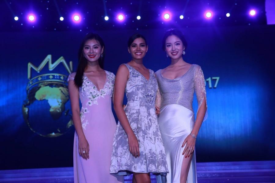 Yu Wenxia, Stephanie Del Valle, Zhang Zilin at Miss World 2017. Miss World 2017,miss world 2017 winner,miss world 2017 top 40,miss world 2017 India,Miss World 2017 pics,Miss World 2017 images,Miss World 2017 stills,Miss World 2017 pictures,Miss World 2017 photos