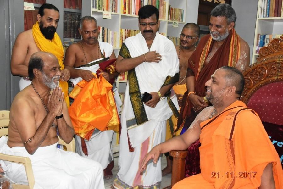 Rajinikanth offers prayers at Raghavendra Temple at Mantralaya in Karnataka. Rajinikanth,Superstar Rajinikanth,Rajinikanth visits Mantralayam,Rajinikanth visits Mantralayam temple,Mantralayam temple,Rajinikanth at Mantralayam temple,2.0,2point0