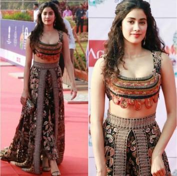 The effortlessly stunning Janhvi Kapoor at the Opening ceremony for IFFI 2017, in Panaji, Goa.
