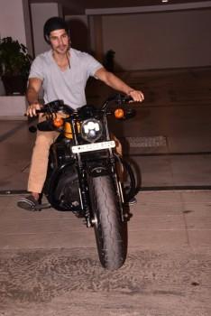 Dino Morea spotted at Tushar Chopra birthday celebration.