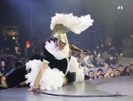 Fashion falls,Fashion show falls,Models Awkward slips,Models slips,models Falls on the Ramp,Ramp walk fails,model ramy walk,funny ramp walk,Fantastic Funny Falls