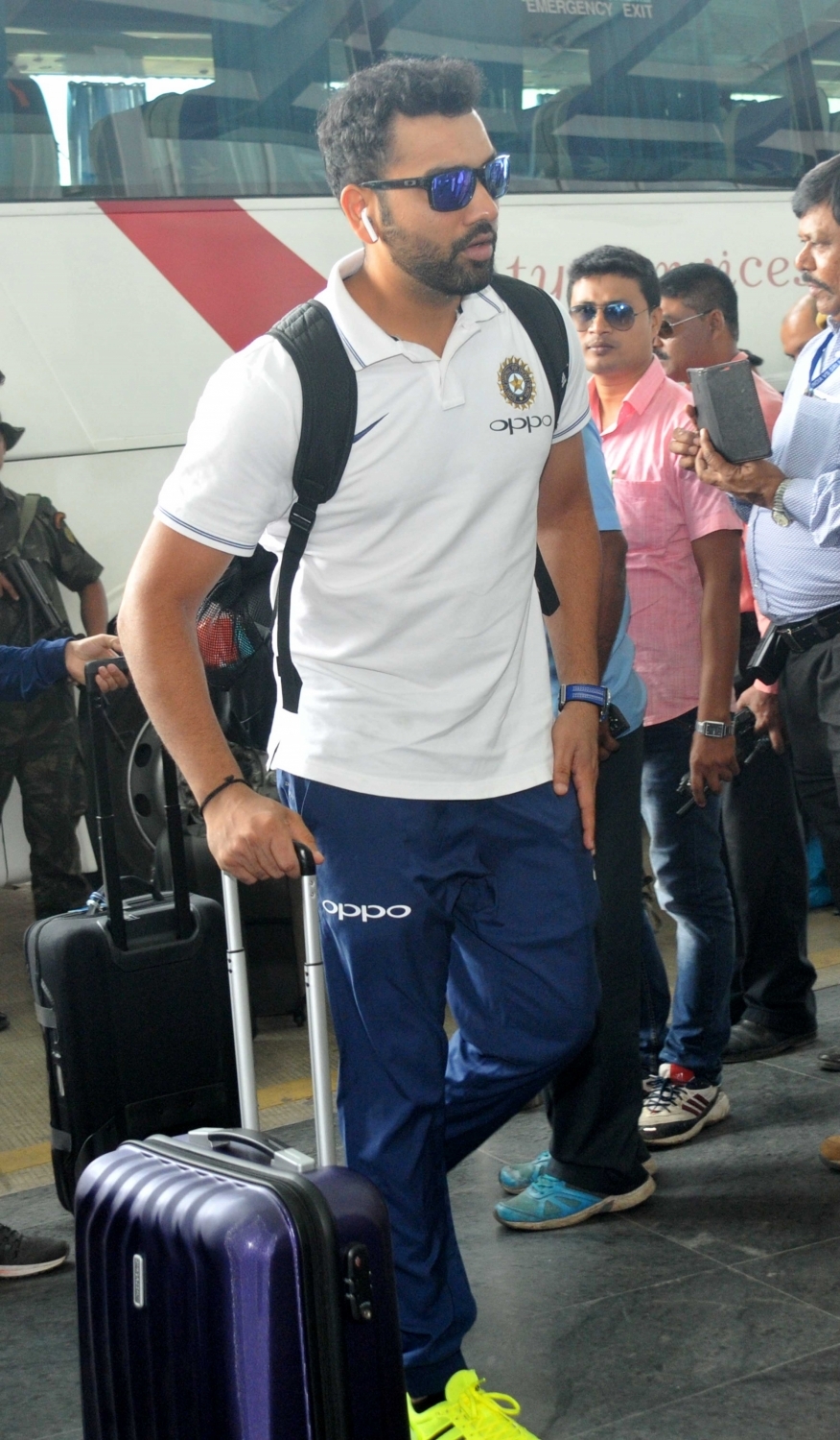 Rohit Sharma of India departs for Nagpur from Kolkata on Nov 21, 2017. Virat Kohli,Rohit Sharma,Cheteshwar Pujara,Kuldeep Yadav,India vs Sri Lanka,India vs Sri Lanka 2nd Test,India vs Sri Lanka 2017