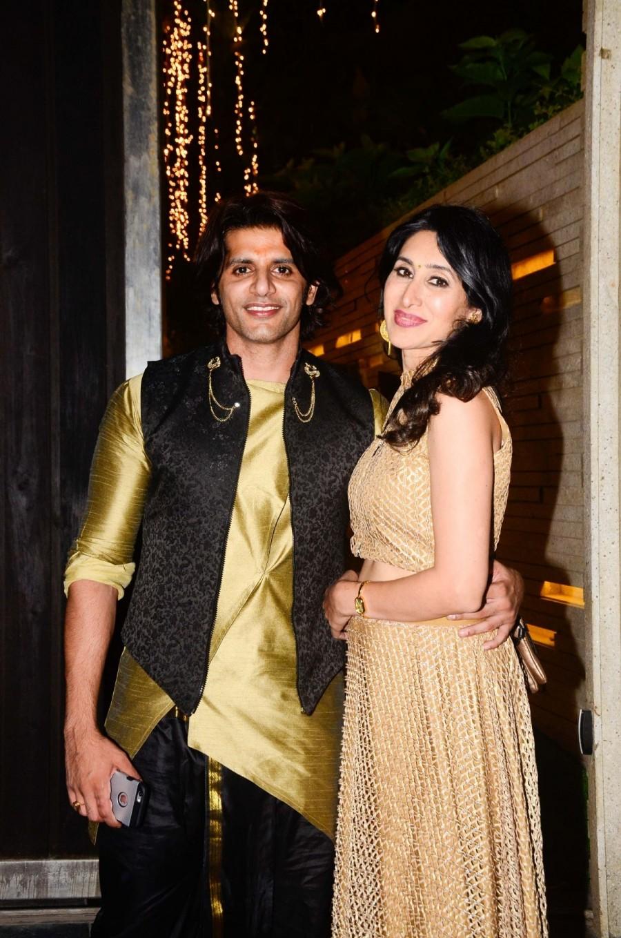 Karanvir Bohra with his wife Teejay Sidhu at Smriti Khanna and Gautam Gupta wedding reception. Smriti khanna,smriti khanna wedding,meri aashiqui tum se hi actress,smriti khanna wedding photos,smriti khanna Gautam Gupta wedding,radhika madan smriti khanna wedding,bollywood actors at Smriti Khanna Gautam Gupta wedding