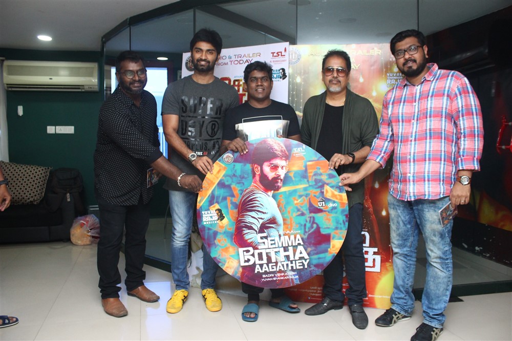 Semma Botha Aagatha audio launch event held at Radio Mirchi in Chennai. Celebs like Atharvaa, Yuvan Shankar Raja, Badri Venkatesh and others graced the event. Atharvaa,Yuvan Shankar Raja,Director Badri Venkatesh,Semma Botha Aagatha,Semma Botha Aagatha audio launch,Semma Botha Aagatha audio,Semma Botha Aagatha music launch,Semma Botha Aagatha music,Semma Botha Aagatha audio launch pics,Semma Botha Aagatha audio
