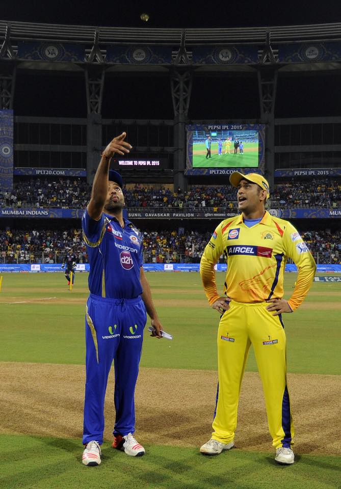 MS Dhoni and Rohith Sharma Chennai Super Kings vs Mumbai Indian 2015,IPL 2015,Chennai Super Kings,Mumbai Indians,Indian Premier League,Indian Premier League 2015,ipl photos,ipl pics,MI vs CSK,IPL 2015 - Match 12,ms dhoni,suresh raina,rohith sharma,IPL8