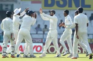 India vs Sri Lanka,India vs Sri Lanka 2017,India vs Sri Lanka 2nd Test,Sri Lanka to 145/8