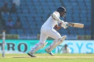 India vs Sri Lanka,India vs Sri Lanka 2017,India vs Sri Lanka 2nd Test,Sri Lanka to 145/8